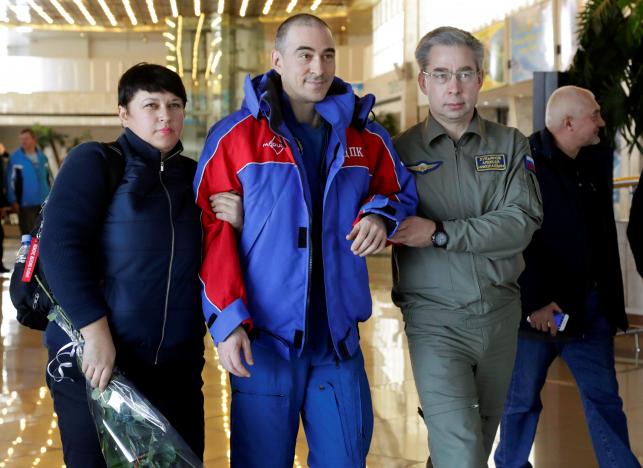 Не было времени на новости с Земли: три космонавта вернулись с МКС